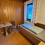 Botenwirt - Self Check In Spital Am Pyhrn