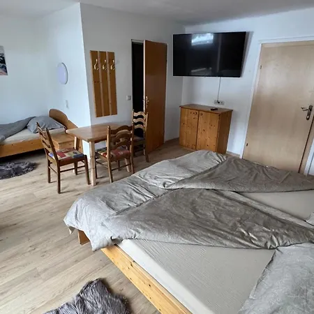 Botenwirt - Self Check In Bed & Breakfast
