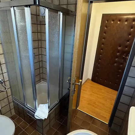 Botenwirt - Self Check In 3*