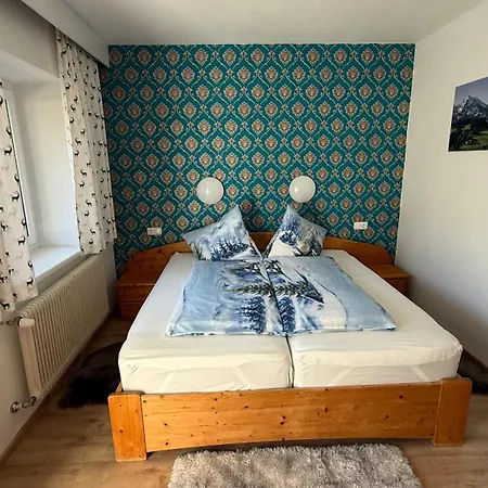 Bed & Breakfast Botenwirt - Self Check In 3*
